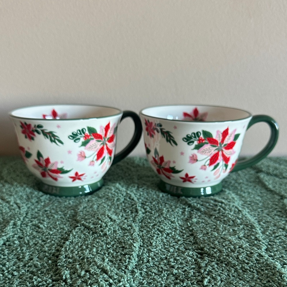 Potter’s Studio Holiday Christmas Mugs Red Poinsettia Flower 🌺 NEW!